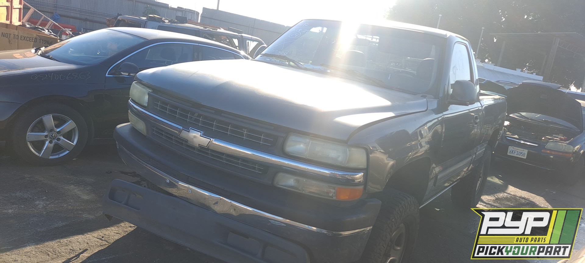 1999 CHEVROLET SILVERADO 1500 available for parts