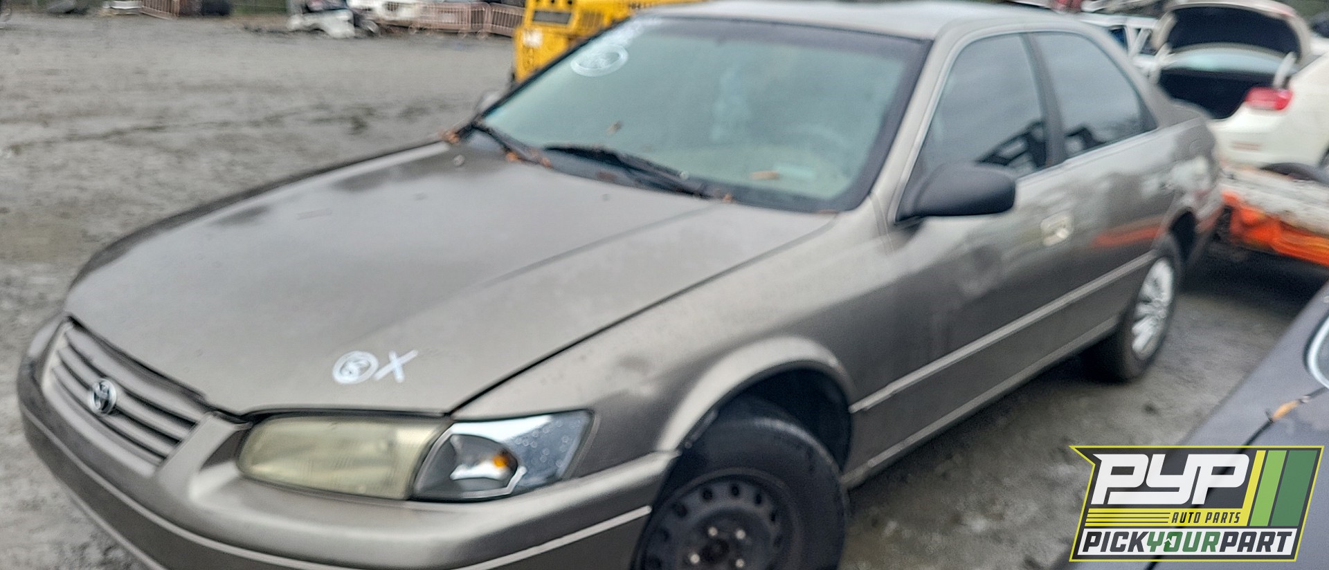 1999 TOYOTA CAMRY available for parts