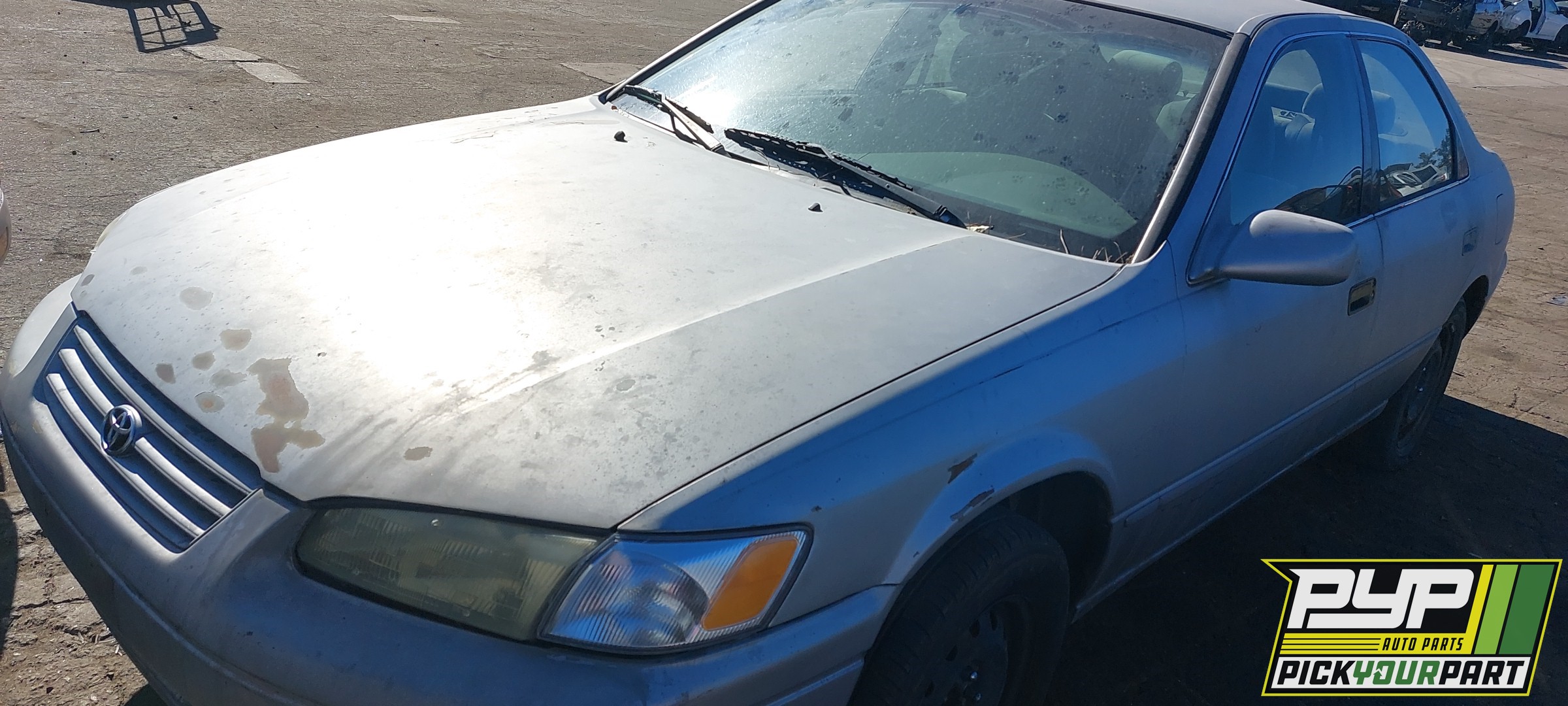 1998 TOYOTA CAMRY available for parts