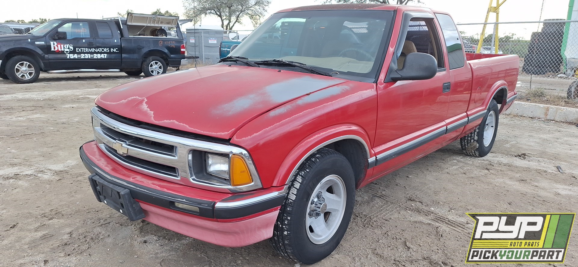 1996 CHEVROLET S10 available for parts