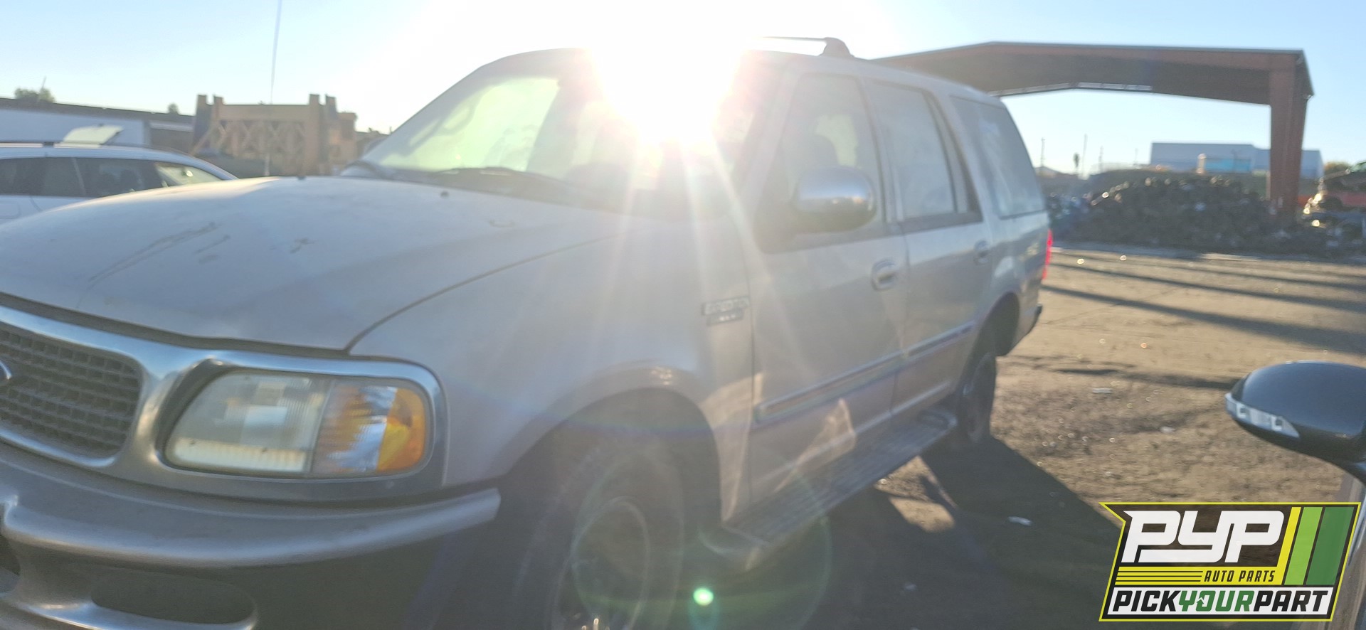 1998 FORD EXPEDITION available for parts