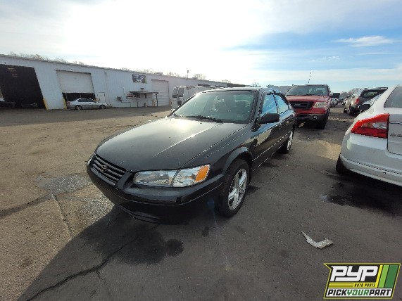 1999 TOYOTA CAMRY partes disponibles