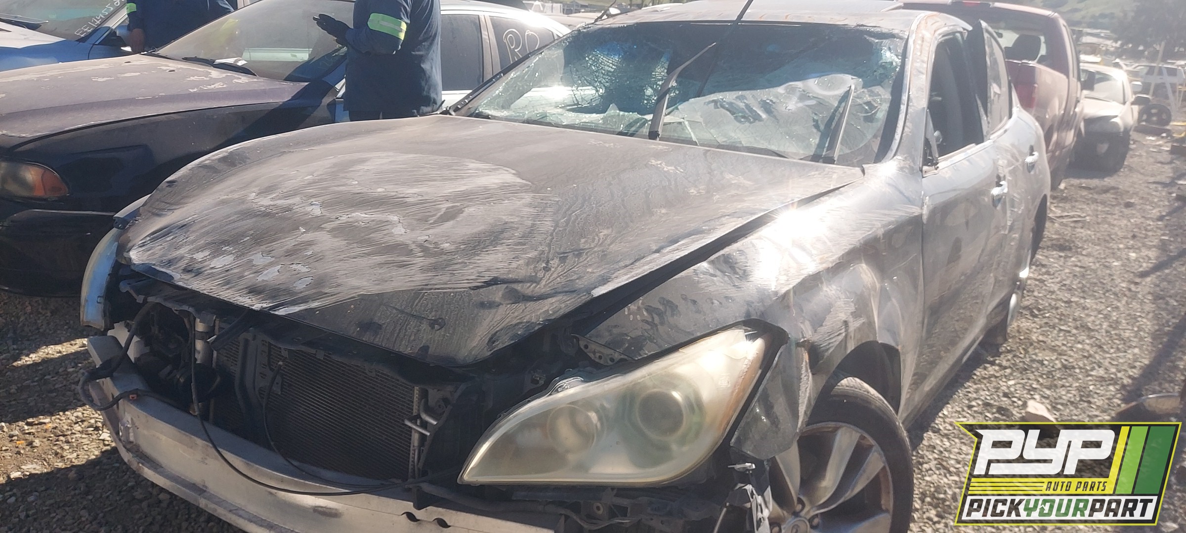 2011 INFINITI M37 available for parts