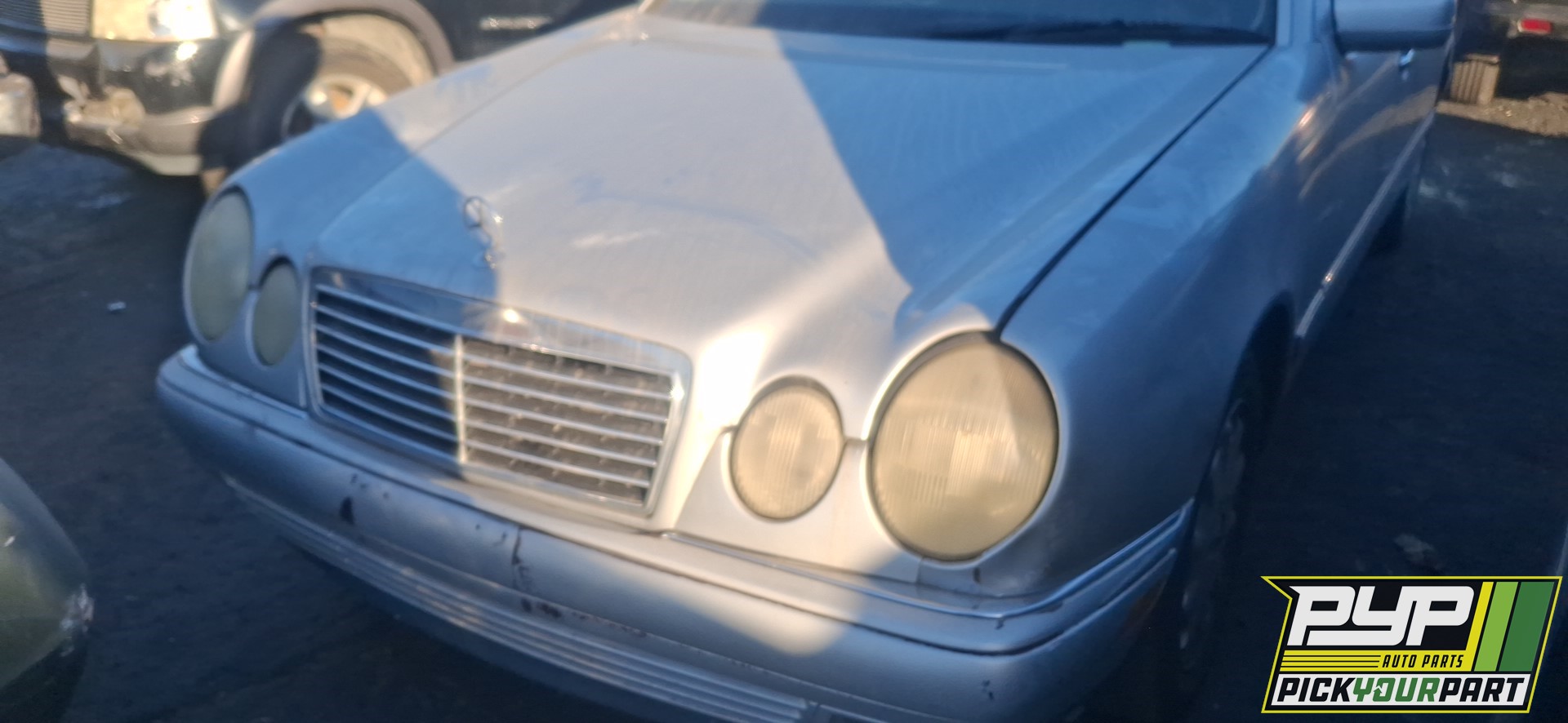 1999 MERCEDES-BENZ E320 available for parts