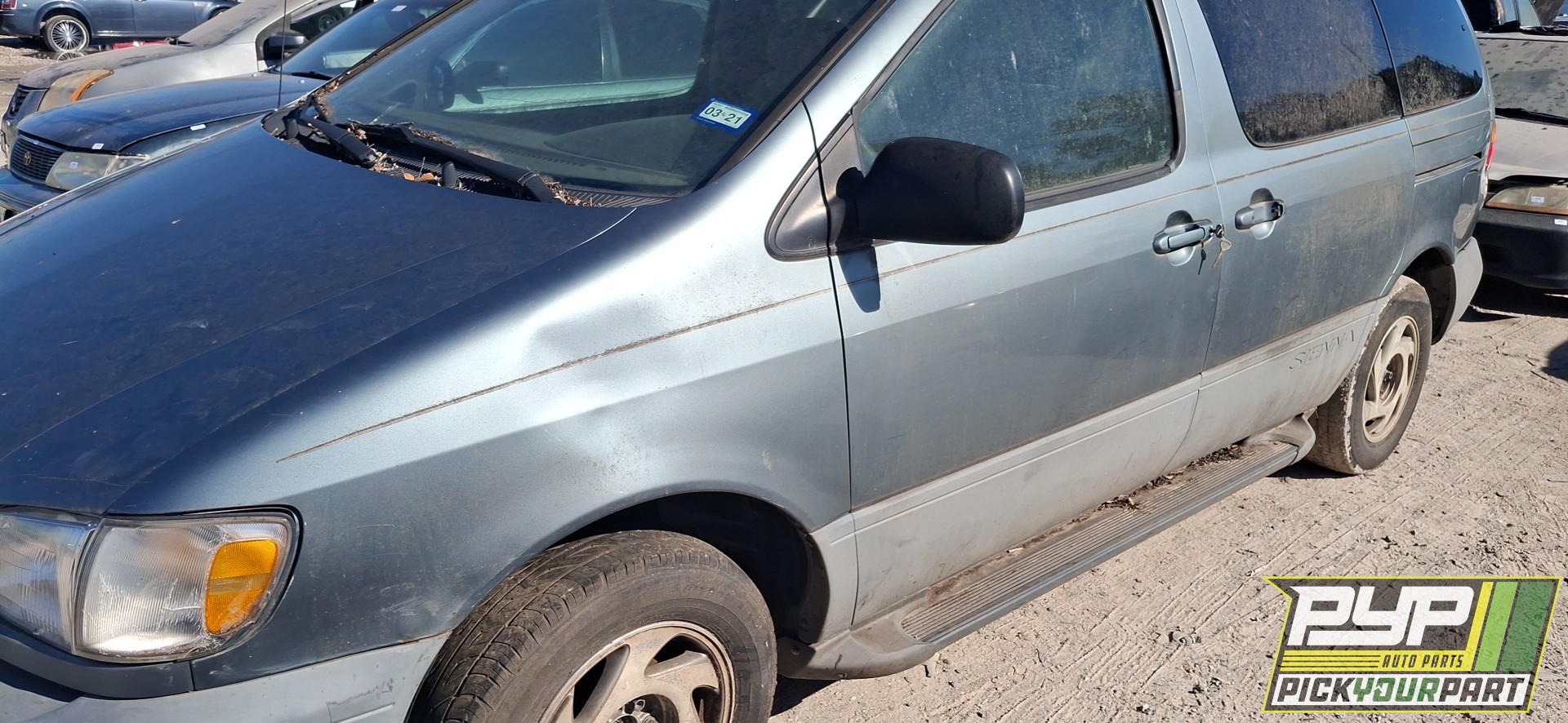 1998 TOYOTA SIENNA available for parts