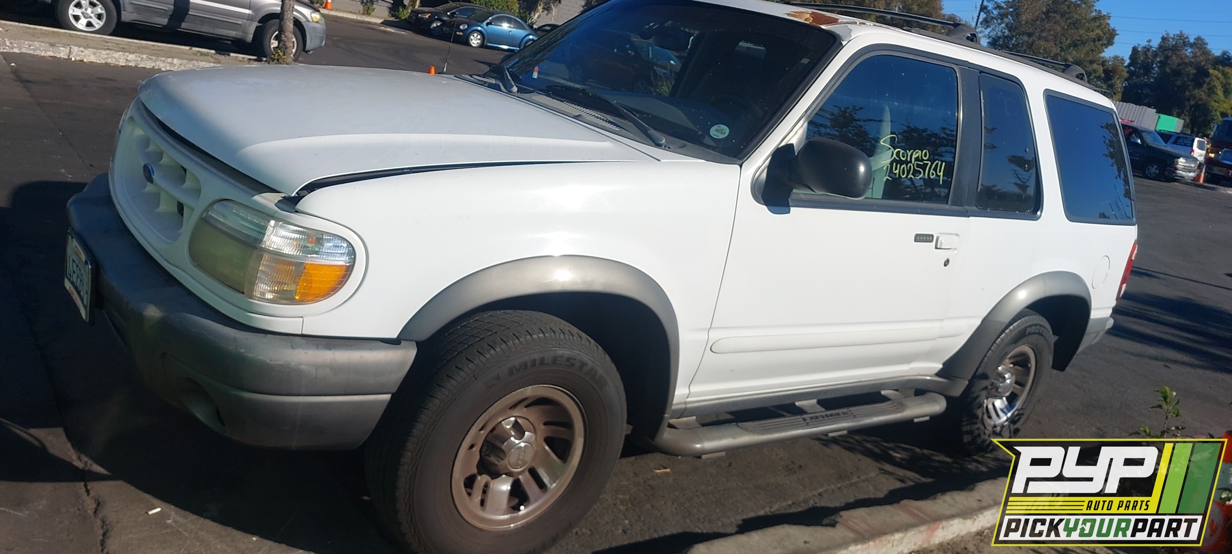 1999 FORD EXPLORER available for parts