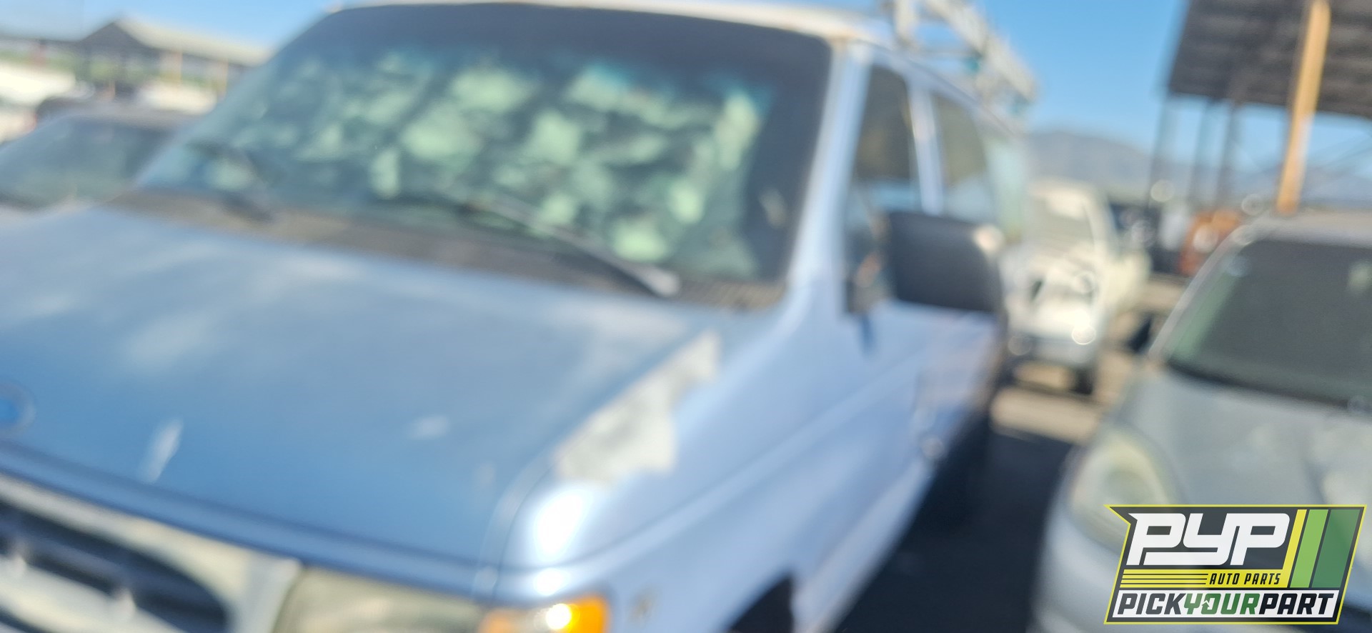 1997 FORD E-350 ECONOLINE CLUB WAGON available for parts