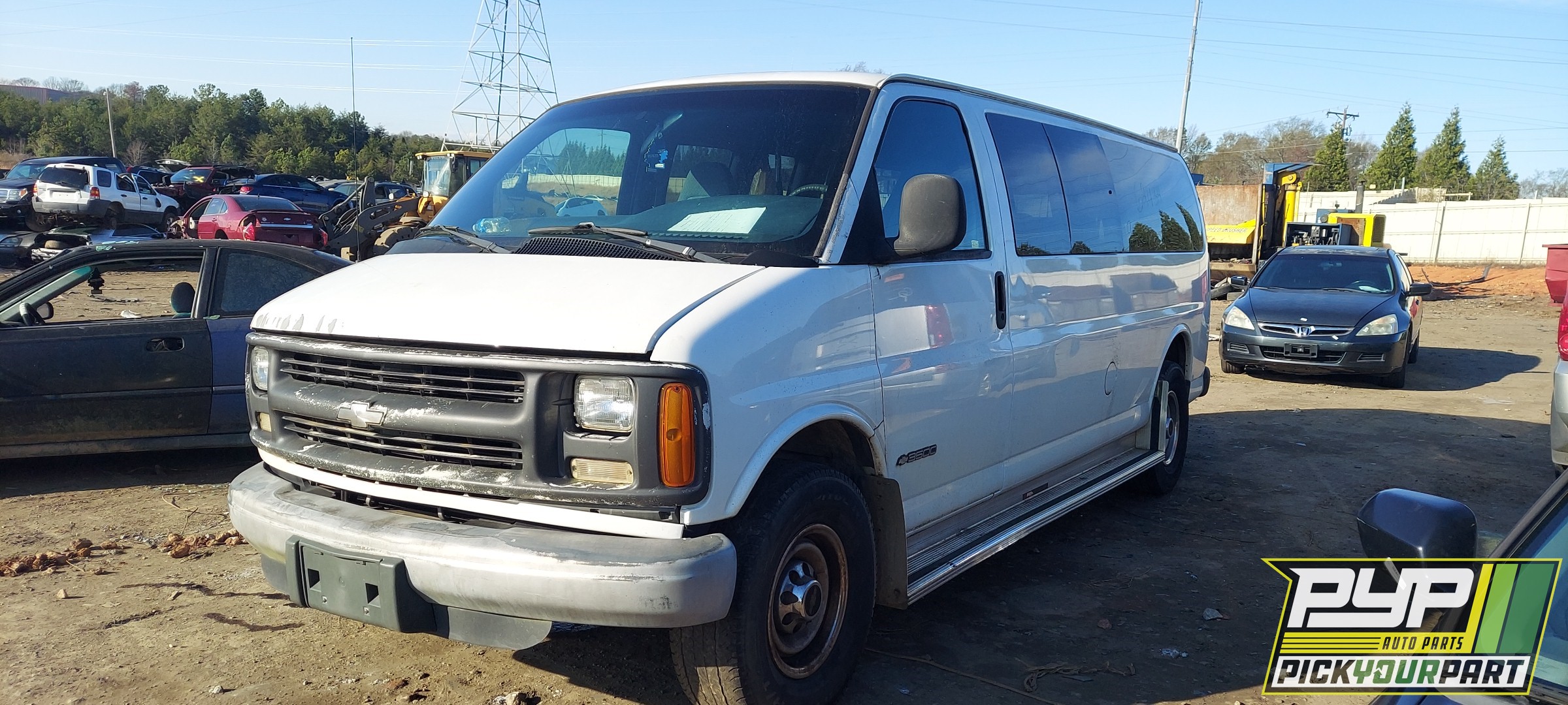 1998 CHEVROLET EXPRESS 3500 available for parts