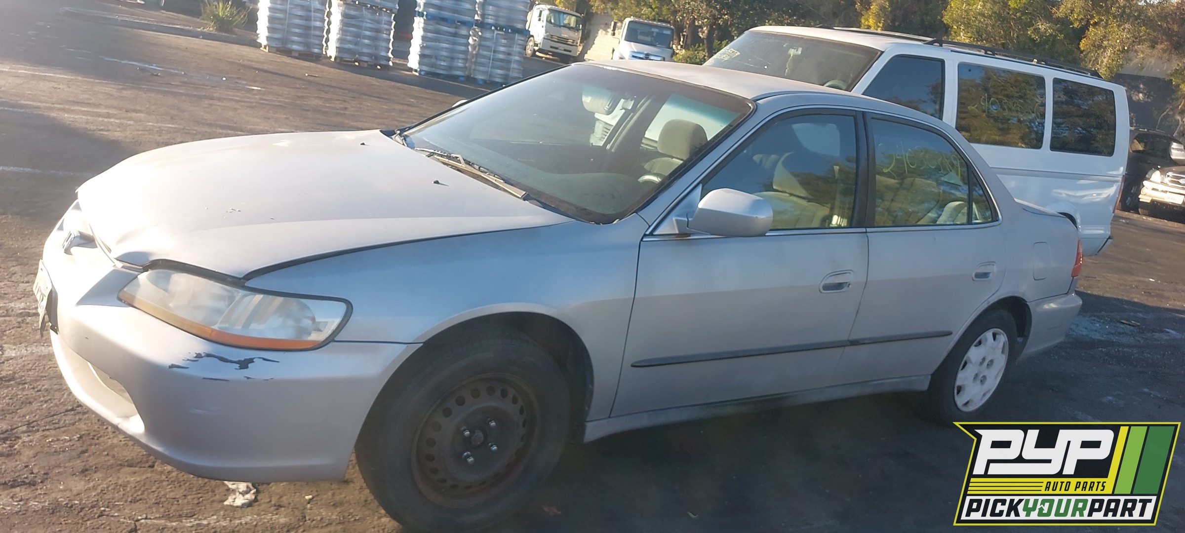 1999 HONDA ACCORD available for parts