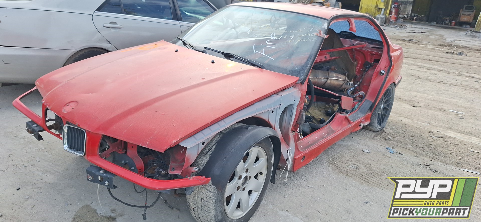 1995 BMW 325I available for parts