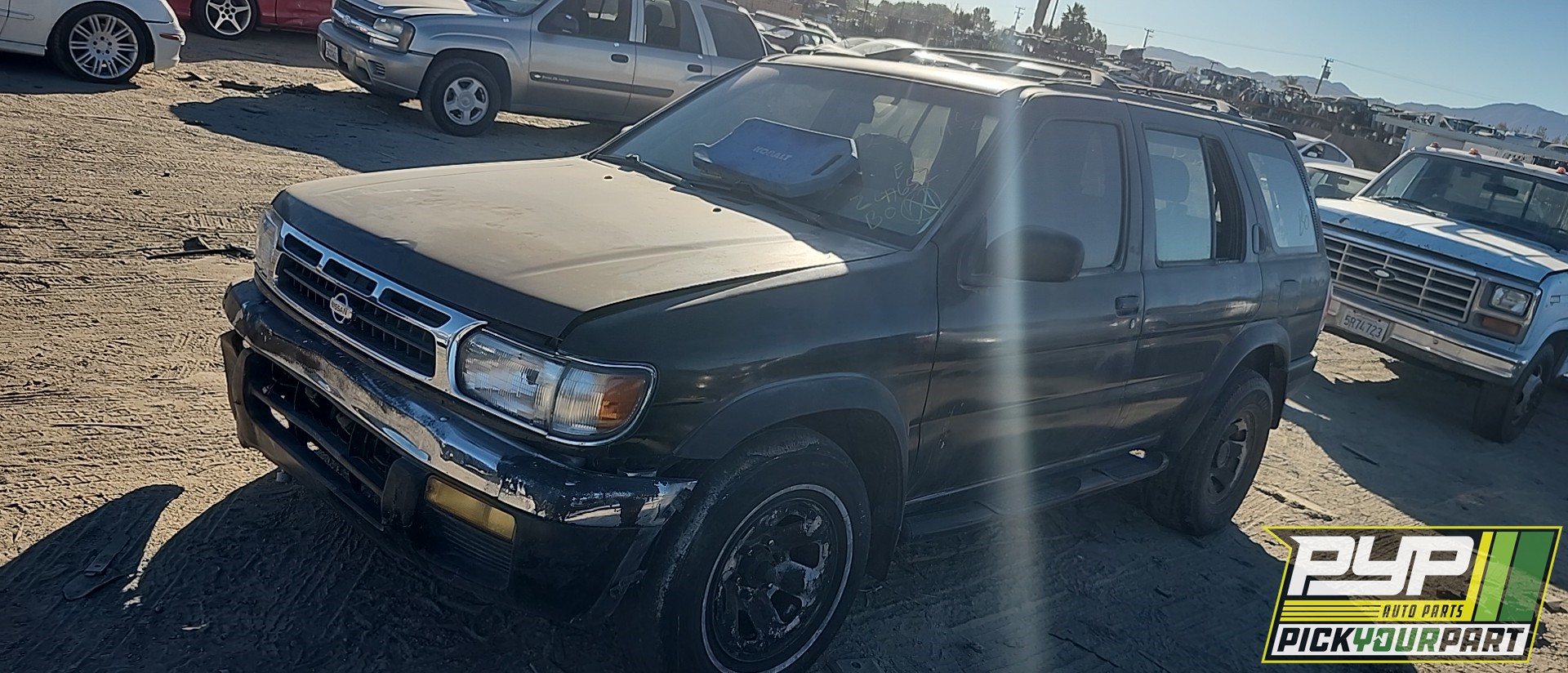1999 NISSAN PATHFINDER available for parts