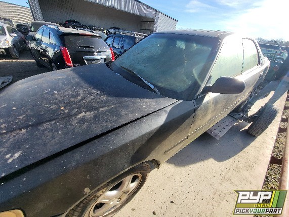 1990 NISSAN D21 partes disponibles