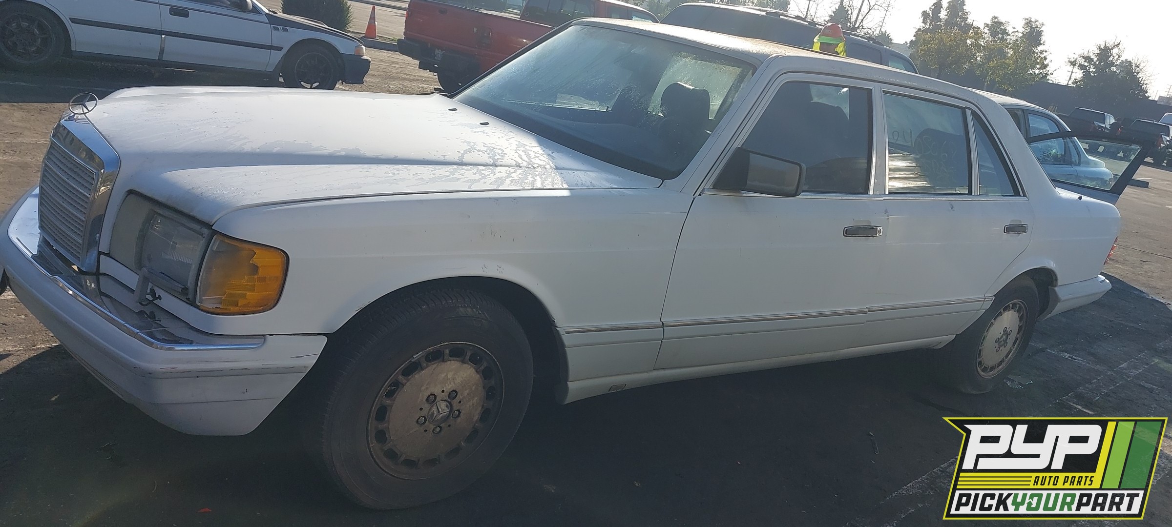 1989 MERCEDES-BENZ 560SEL available for parts