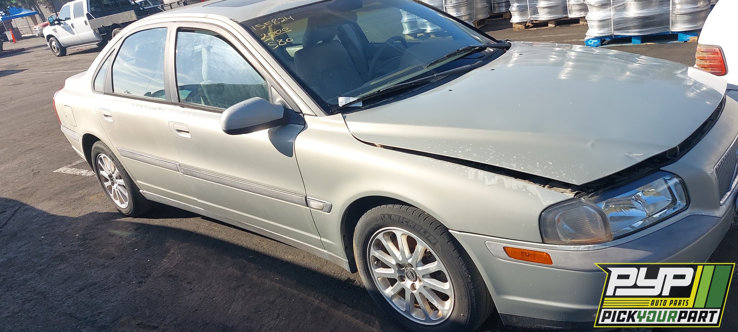 2000 VOLVO S80 available for parts