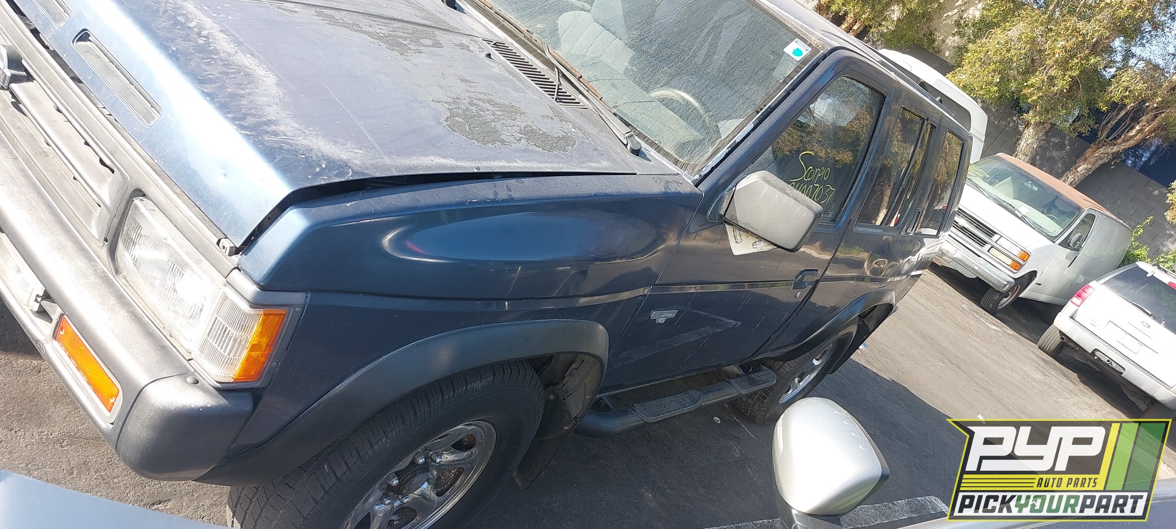 1993 NISSAN PATHFINDER available for parts