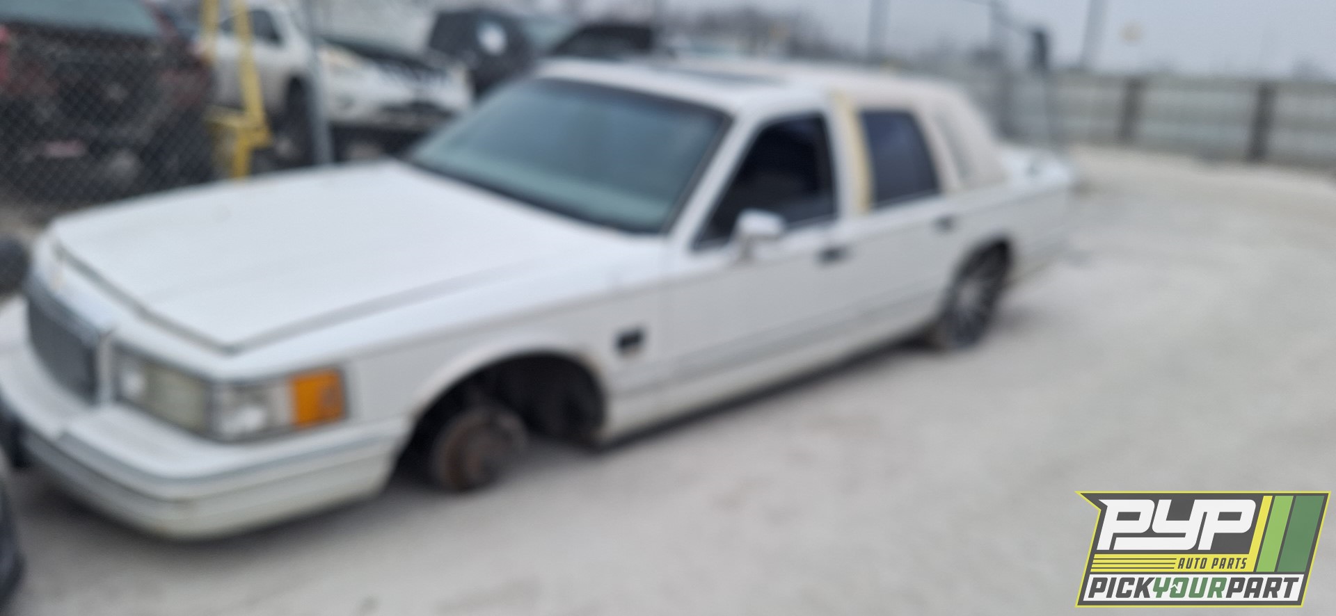 1993 LINCOLN TOWN CAR partes disponibles