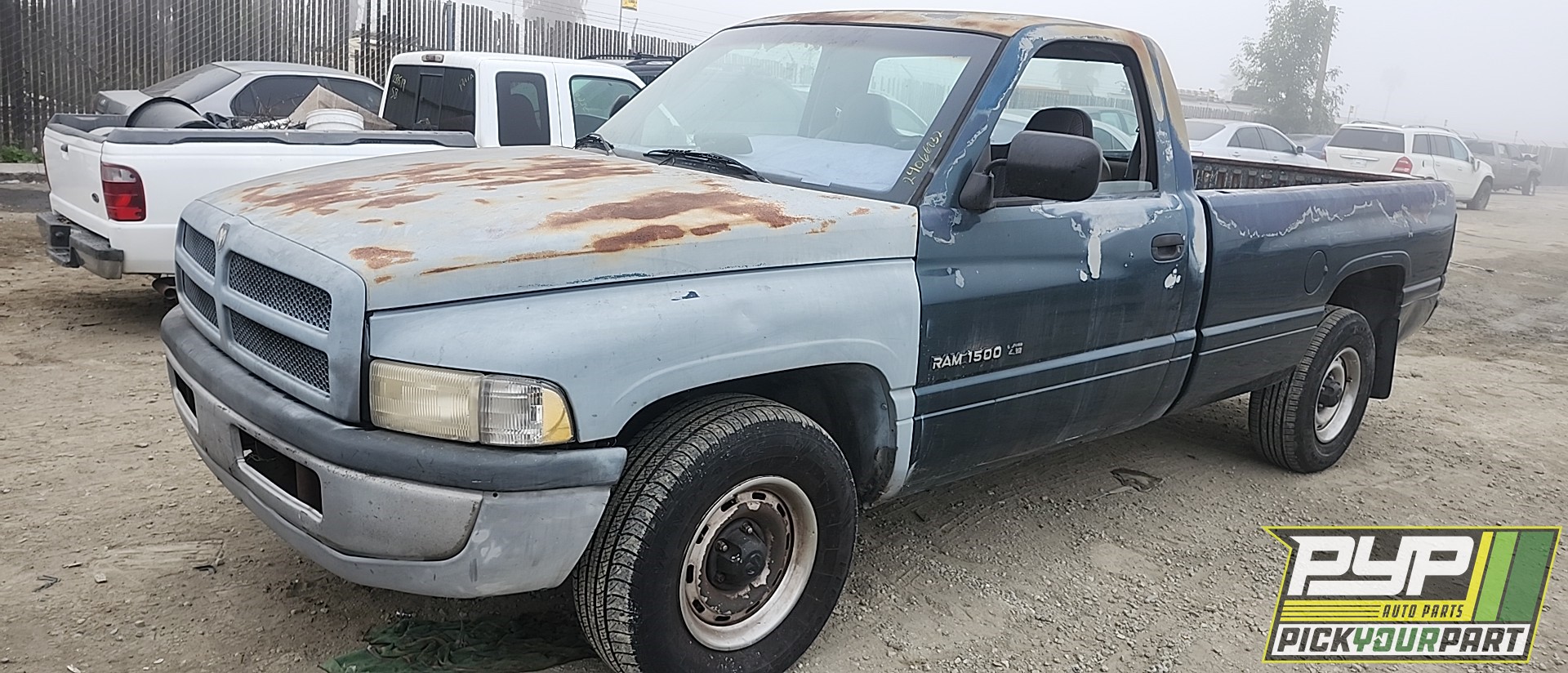 1995 DODGE RAM 1500 available for parts