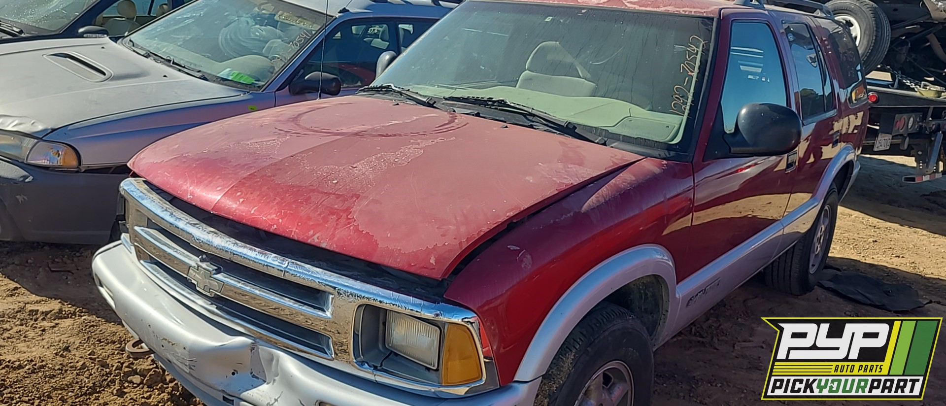 1995 CHEVROLET BLAZER available for parts