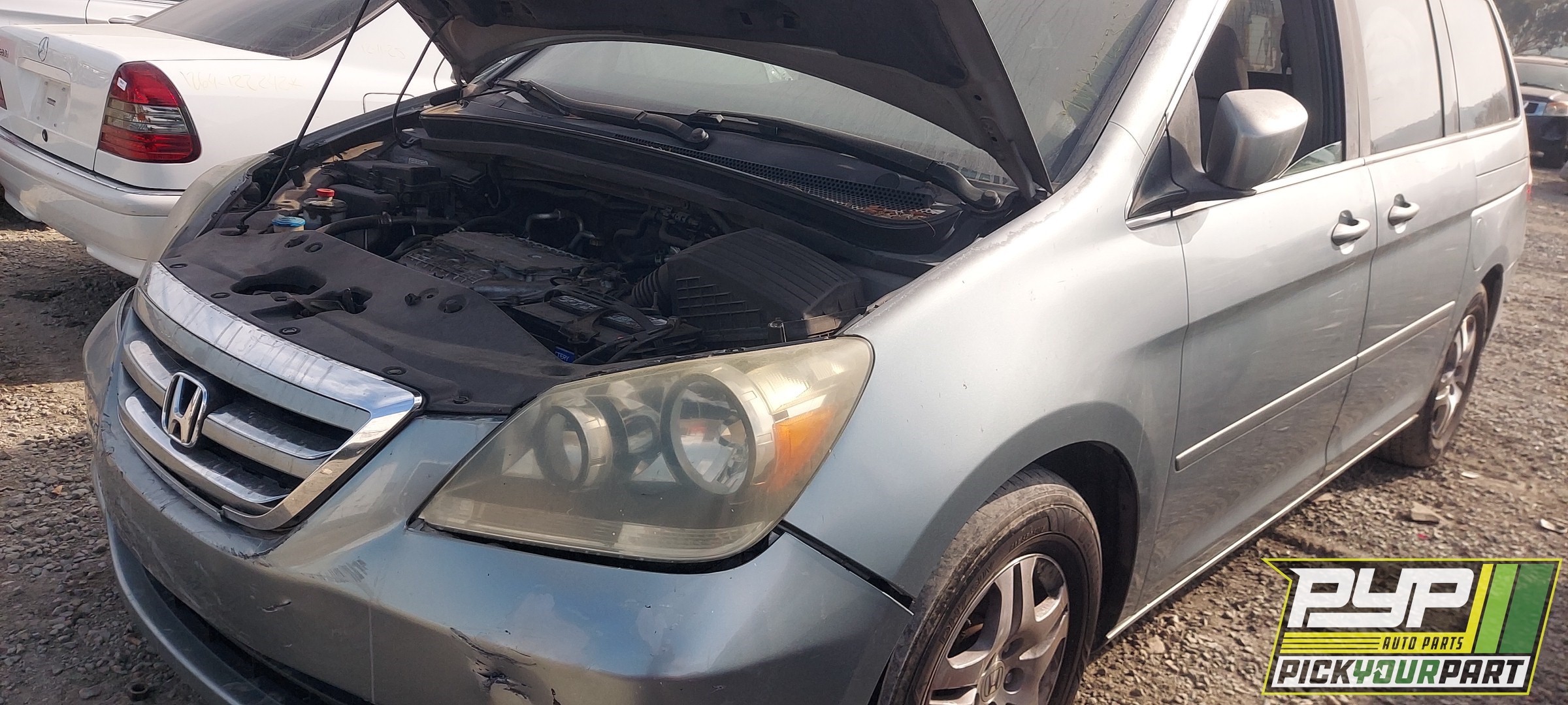 2005 HONDA ODYSSEY available for parts