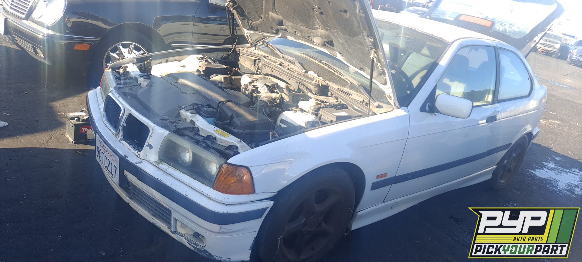 1998 BMW 318TI available for parts