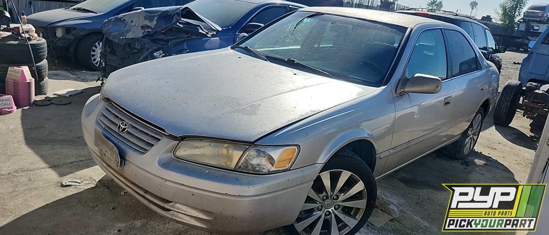 1998 TOYOTA CAMRY partes disponibles