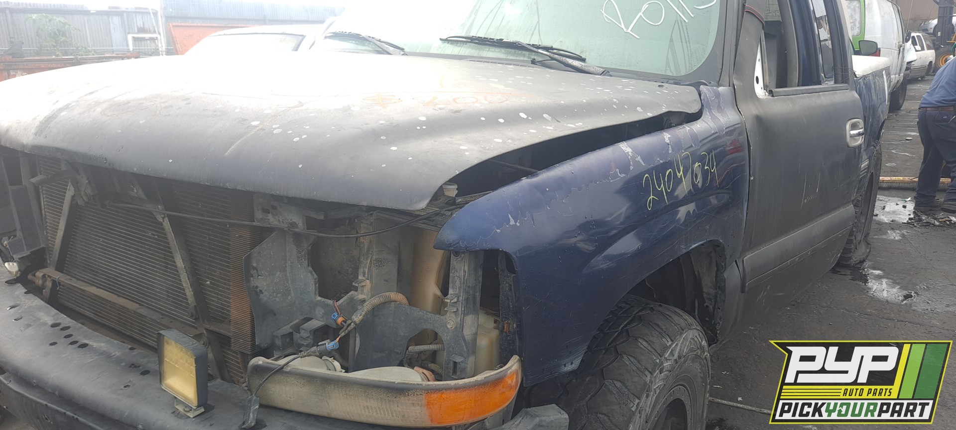 1999 CHEVROLET SILVERADO 1500 available for parts