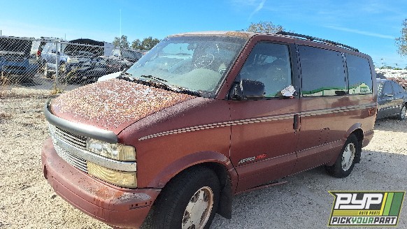 1998 CHEVROLET ASTRO available for parts
