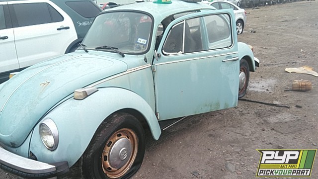 1974 VOLKSWAGEN BEETLE partes disponibles