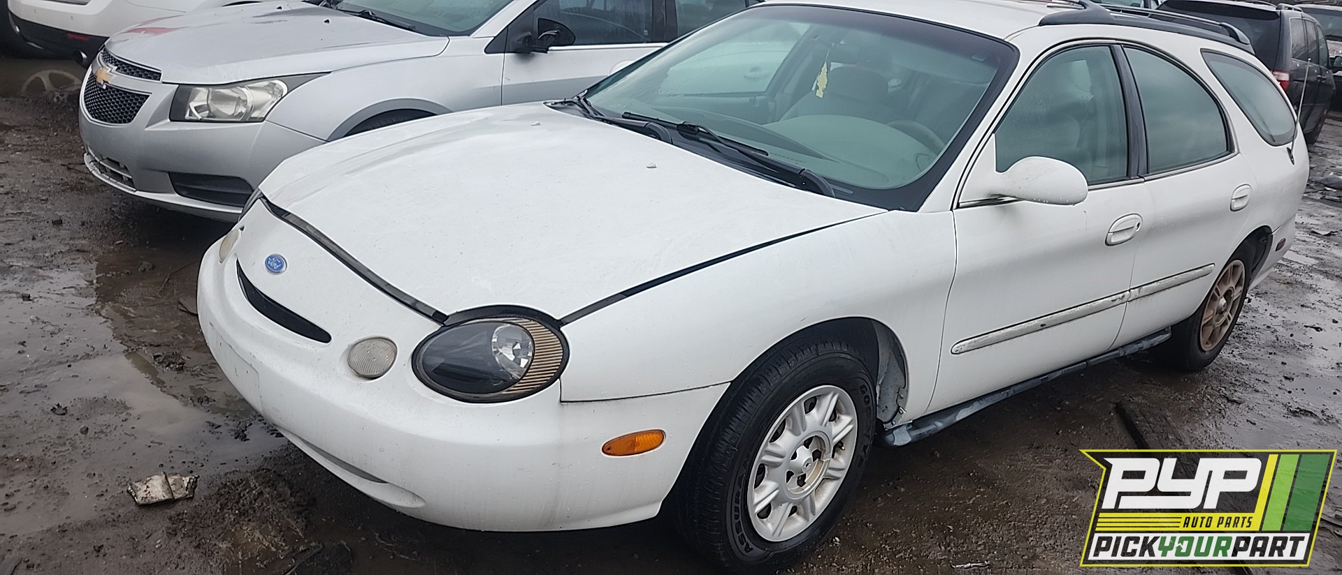 1996 FORD TAURUS partes disponibles
