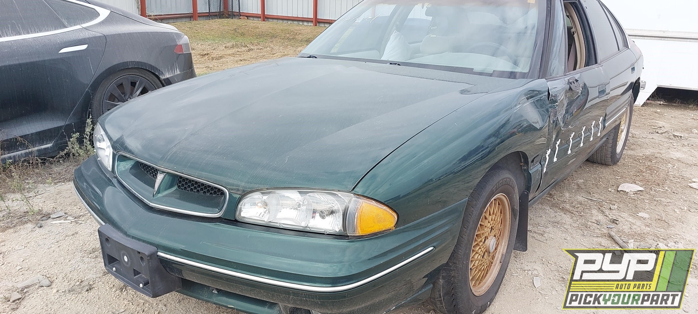 1996 PONTIAC BONNEVILLE partes disponibles