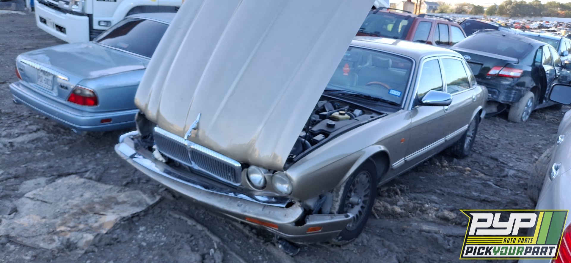 1996 JAGUAR VANDEN PLAS available for parts