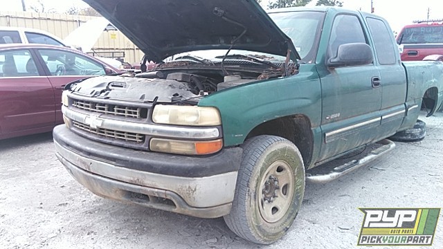 1999 CHEVROLET SILVERADO 2500 available for parts