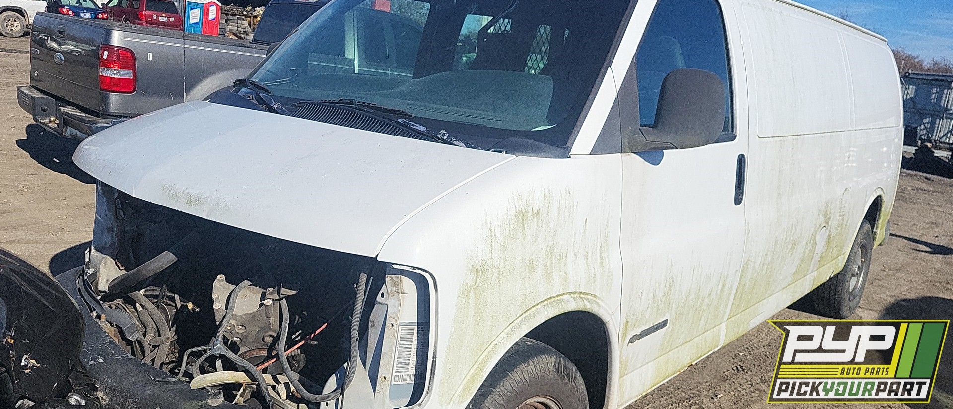 1999 CHEVROLET EXPRESS 2500 available for parts
