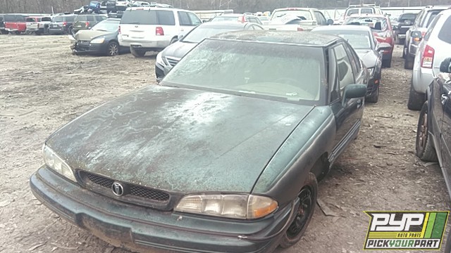 1993 PONTIAC BONNEVILLE available for parts