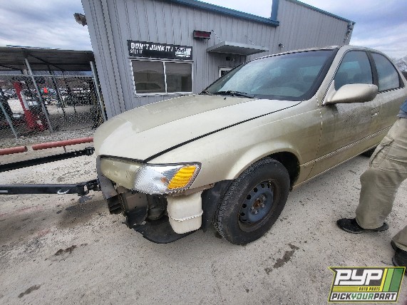 1999 TOYOTA CAMRY available for parts