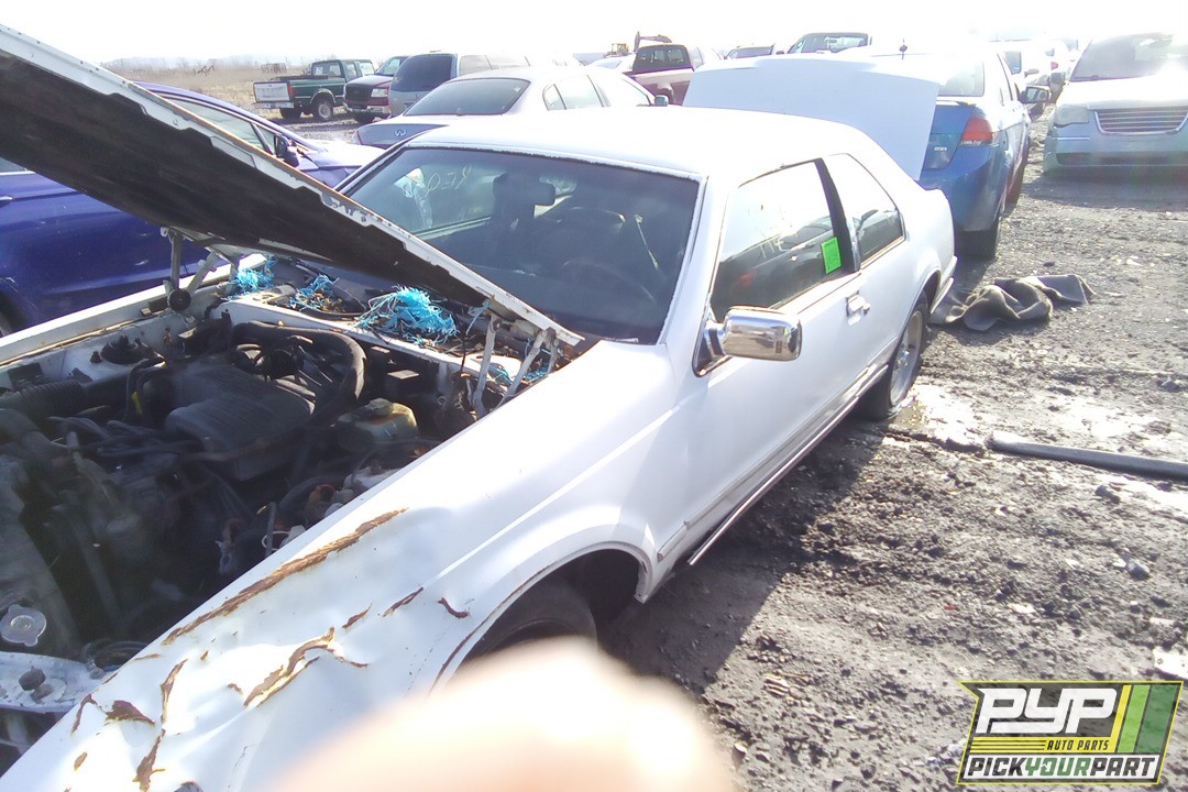 1990 LINCOLN MARK VII partes disponibles