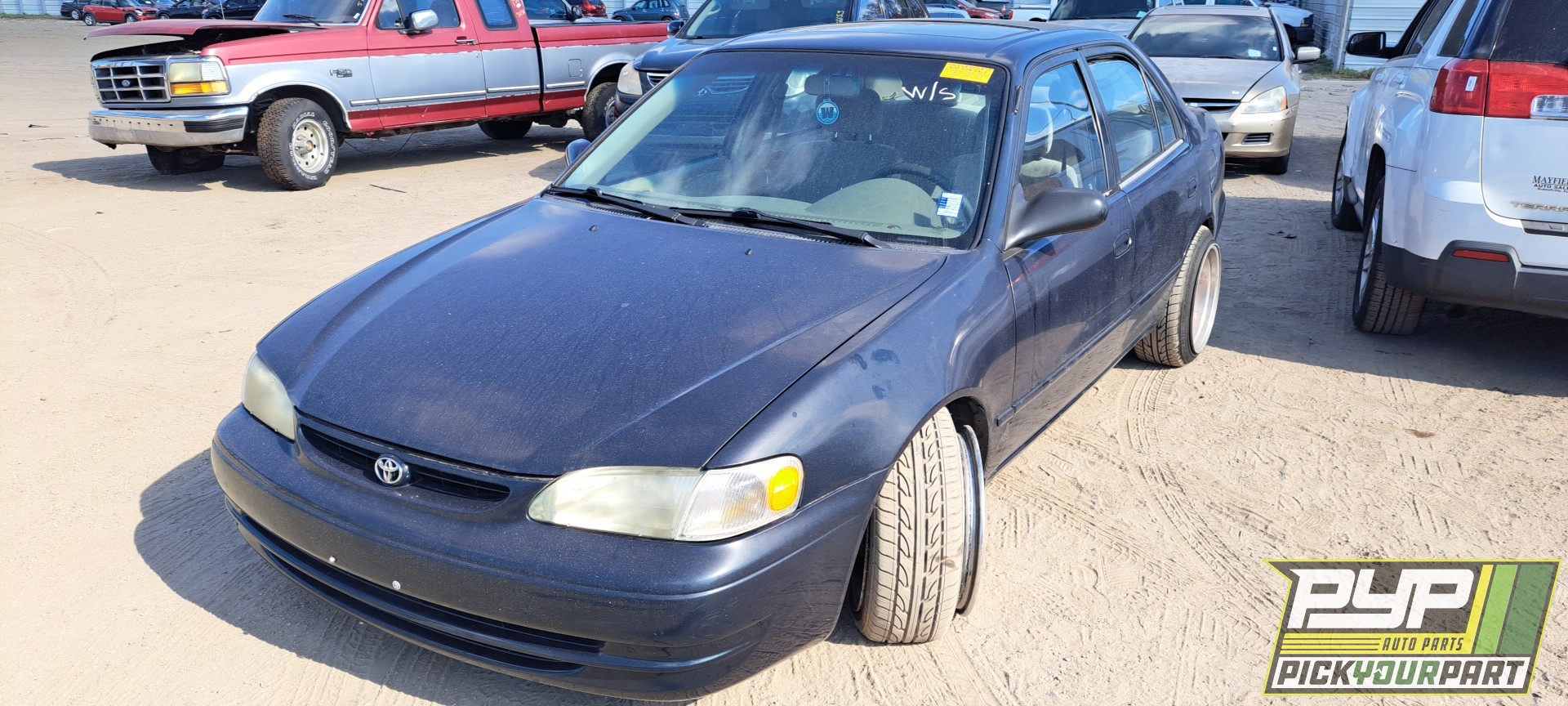 1999 TOYOTA COROLLA available for parts