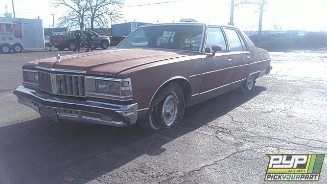 1979 PONTIAC BONNEVILLE partes disponibles