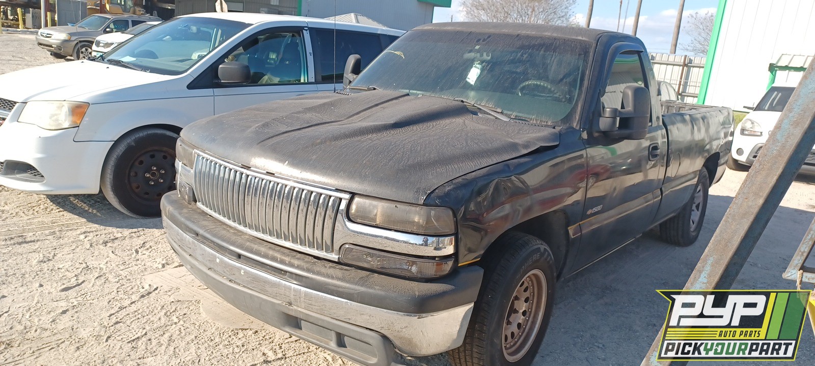 1999 CHEVROLET SILVERADO 1500 available for parts