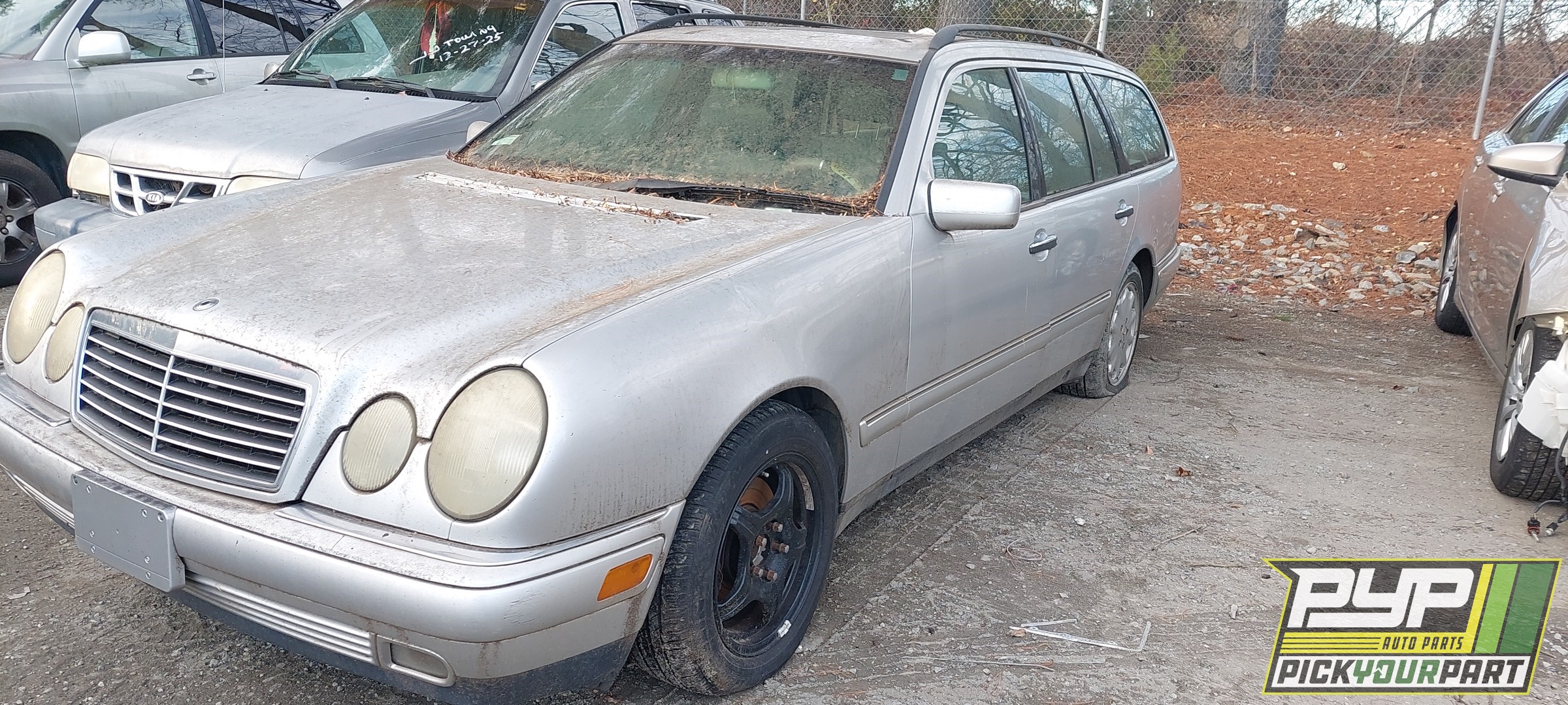 1999 MERCEDES-BENZ E320 available for parts