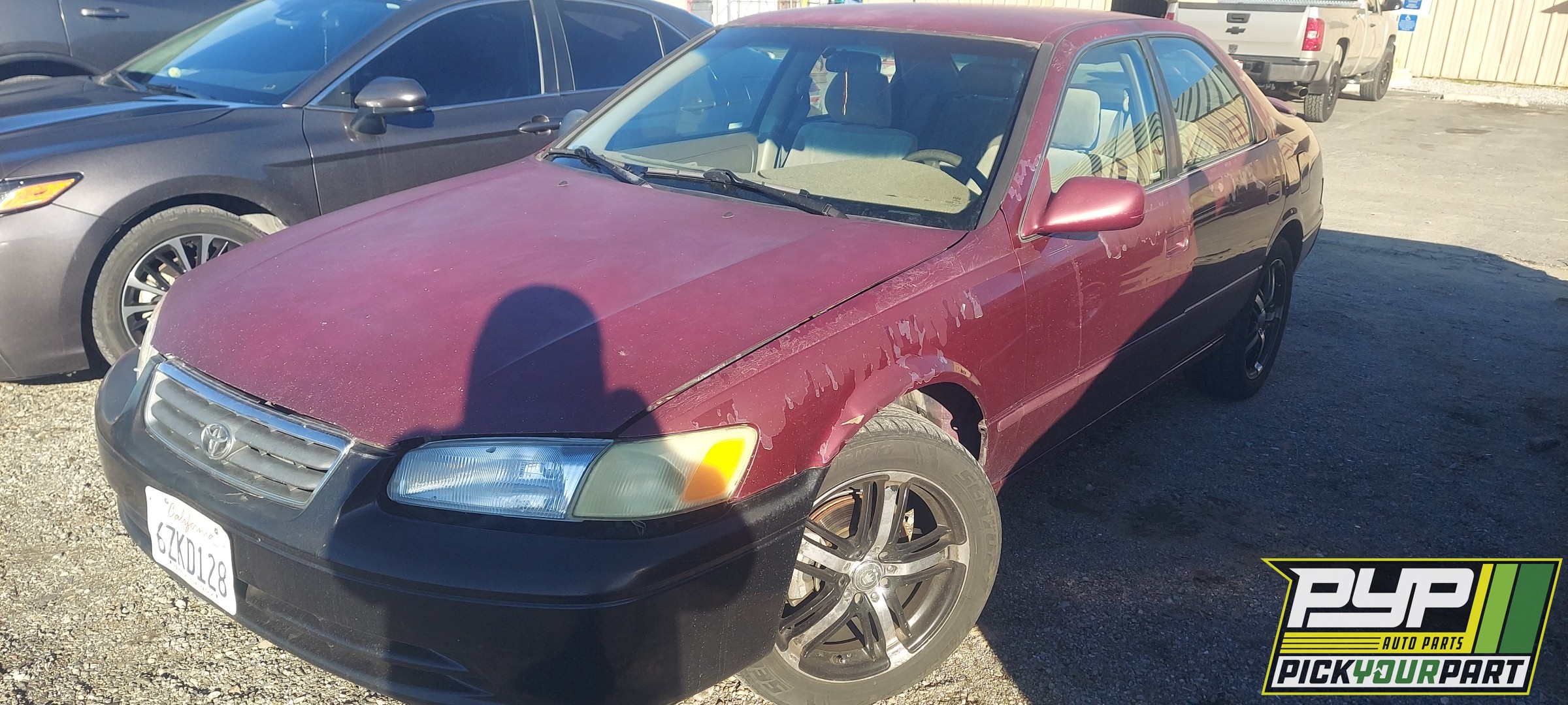 1998 TOYOTA CAMRY available for parts