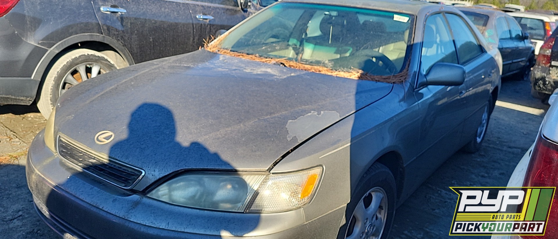 1999 LEXUS ES300 partes disponibles