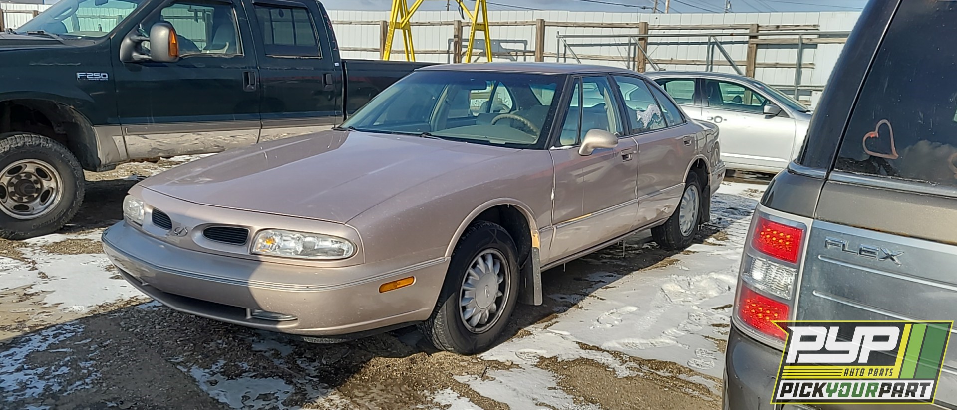 1999 OLDSMOBILE 88 partes disponibles