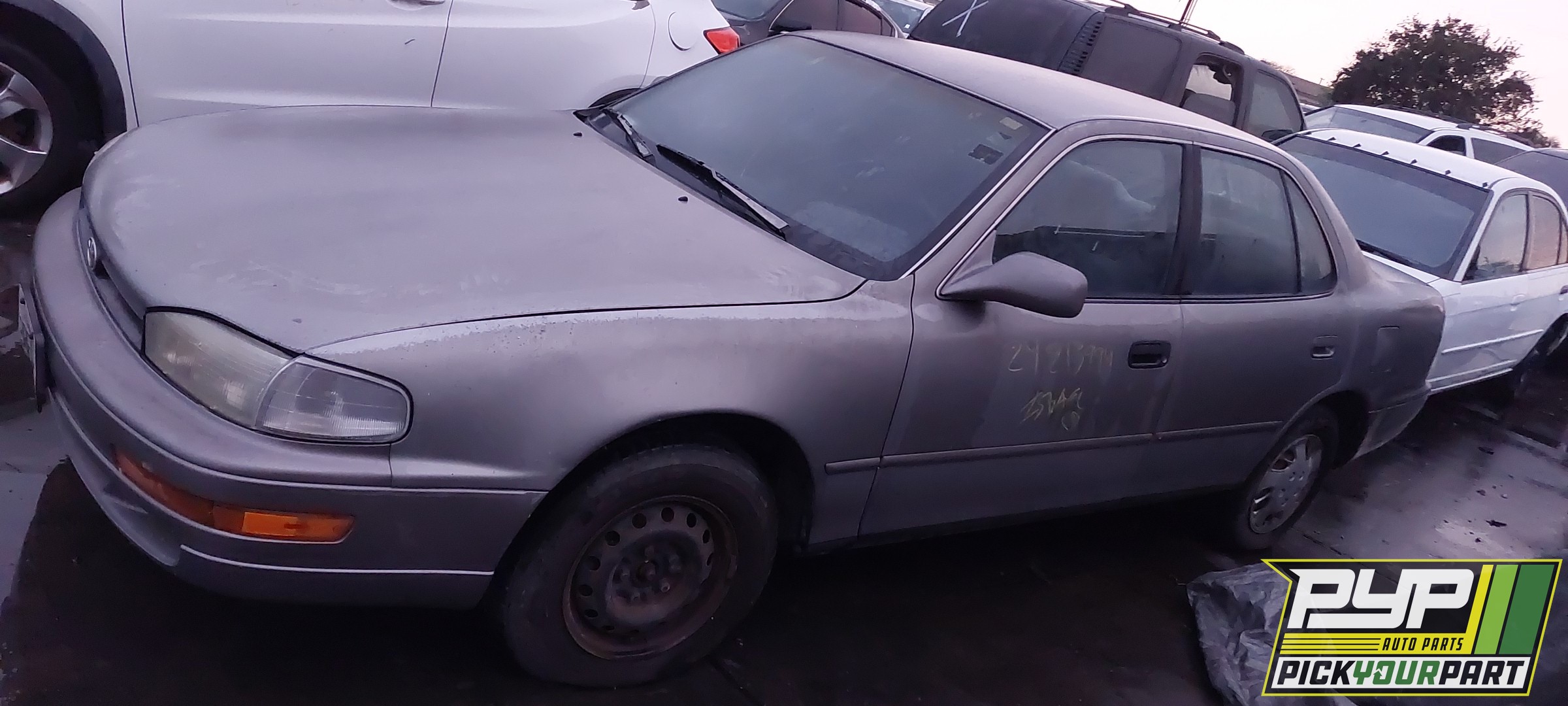 1992 TOYOTA CAMRY available for parts