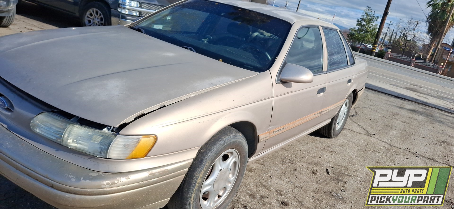 1993 FORD TAURUS partes disponibles