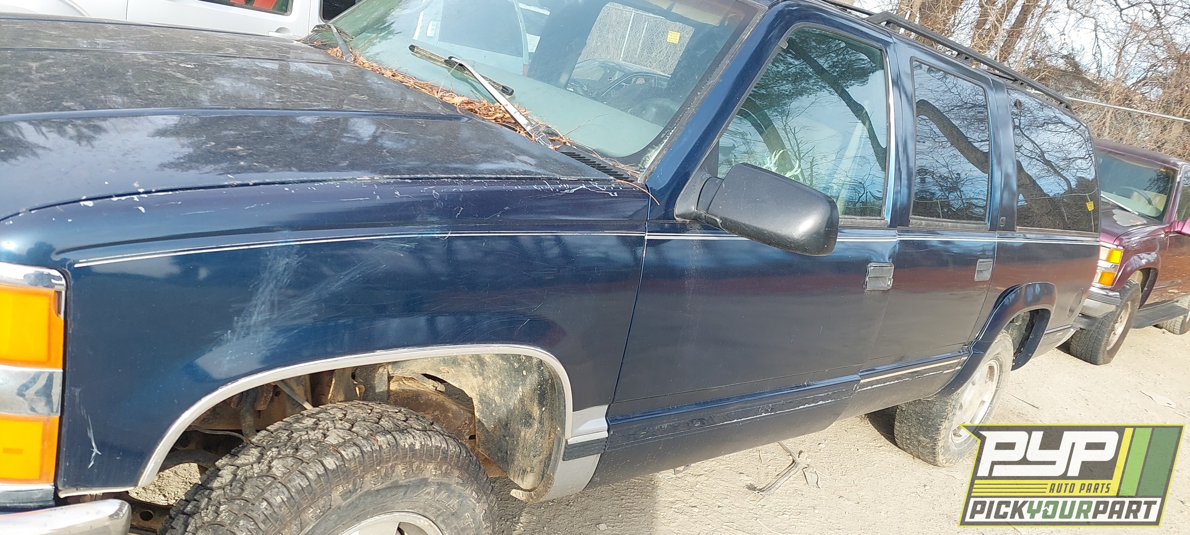 1997 CHEVROLET K1500 SUBURBAN available for parts