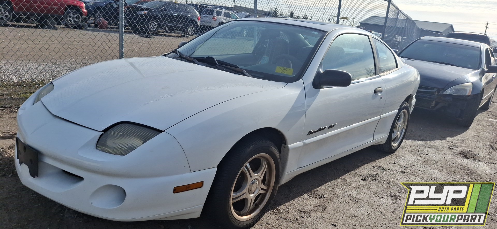 1999 PONTIAC SUNFIRE available for parts
