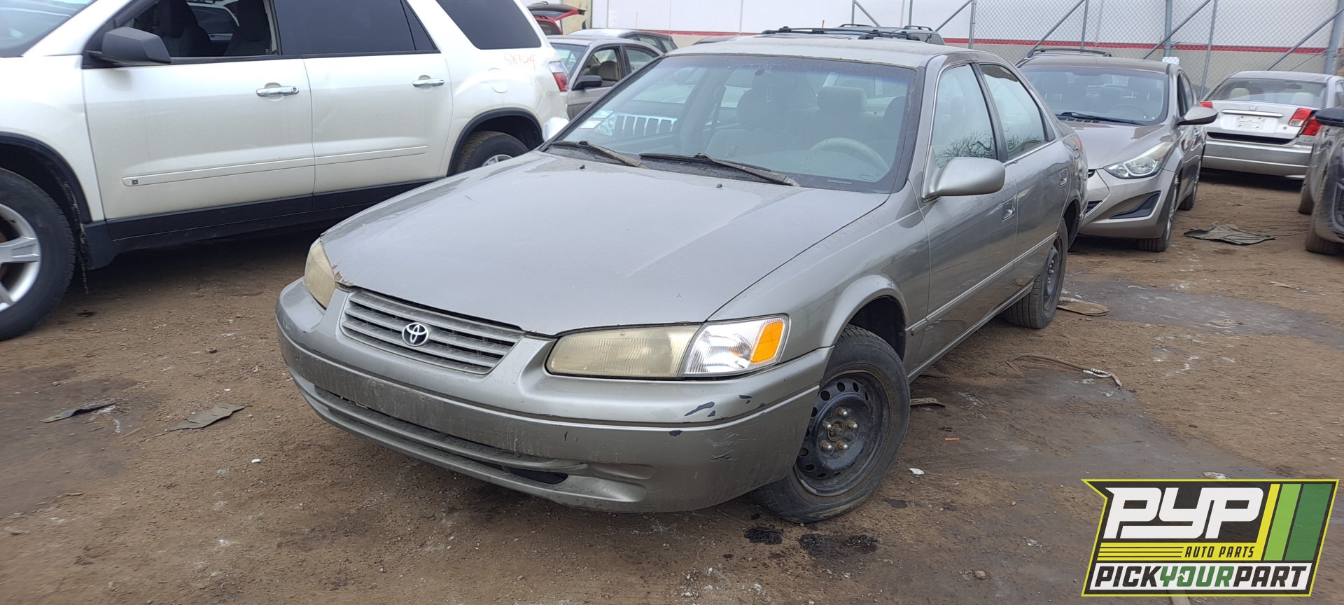 1999 TOYOTA CAMRY available for parts