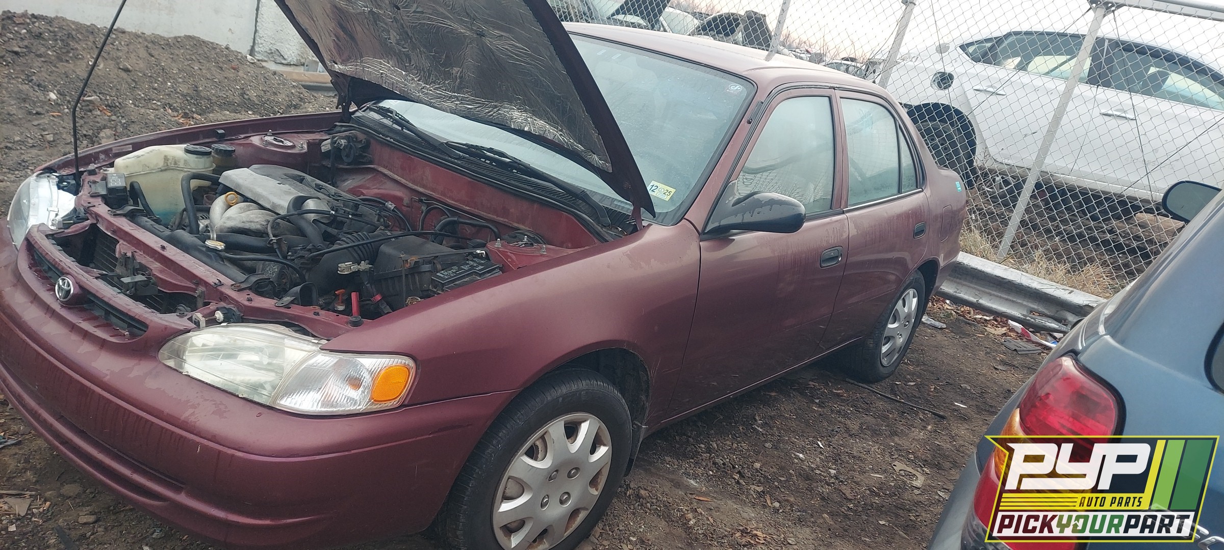 1998 TOYOTA COROLLA partes disponibles
