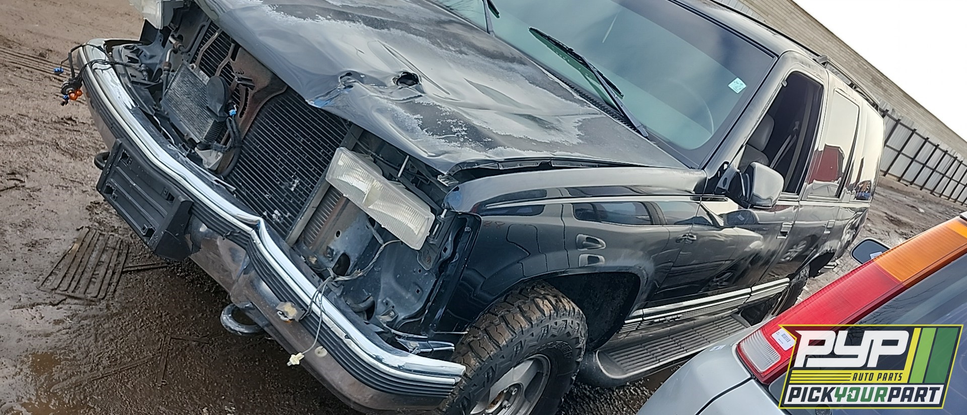 1999 GMC YUKON available for parts